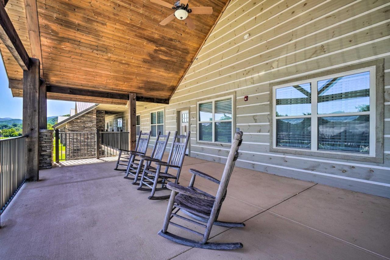 Cozy Townsend Condo, Resort-Style Amenities! Bagian luar foto